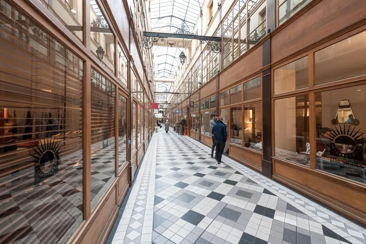 Marais Lovely Апартаменты *