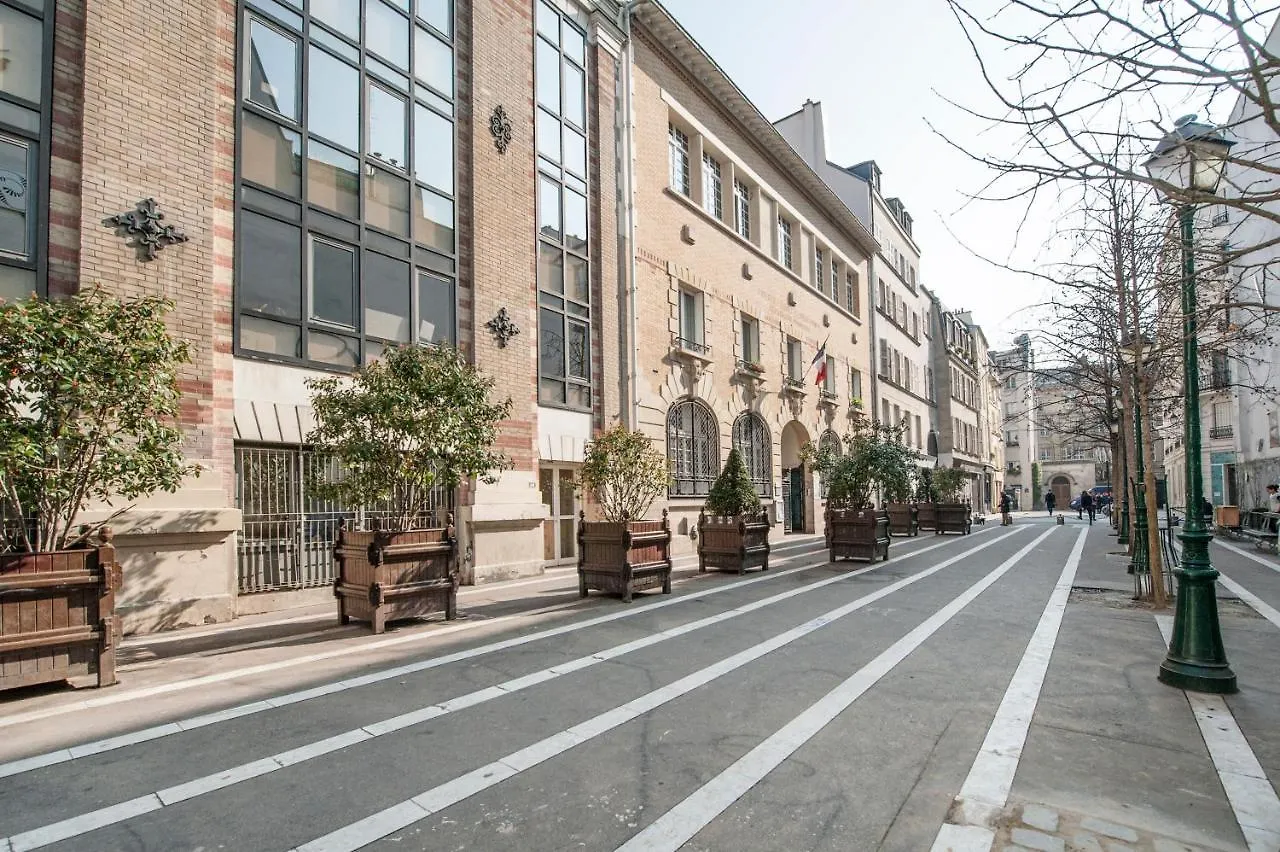 Marais Lovely Апартаменты